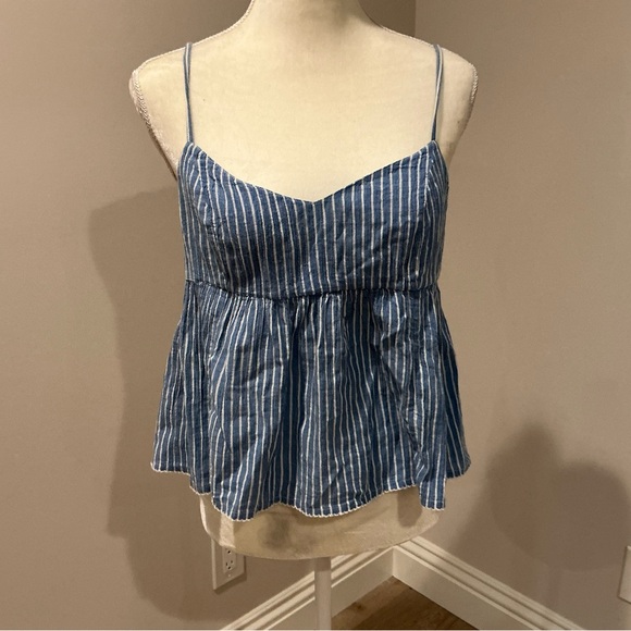 Spaghetti strap Abercrombie tank top - Picture 1 of 3